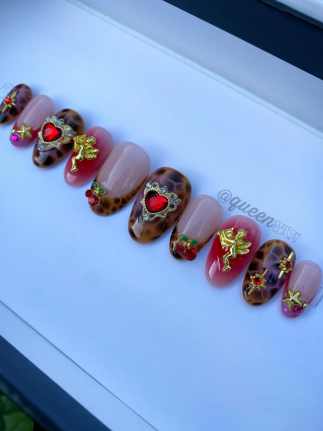 Cheetah Bomb Bling press on nails