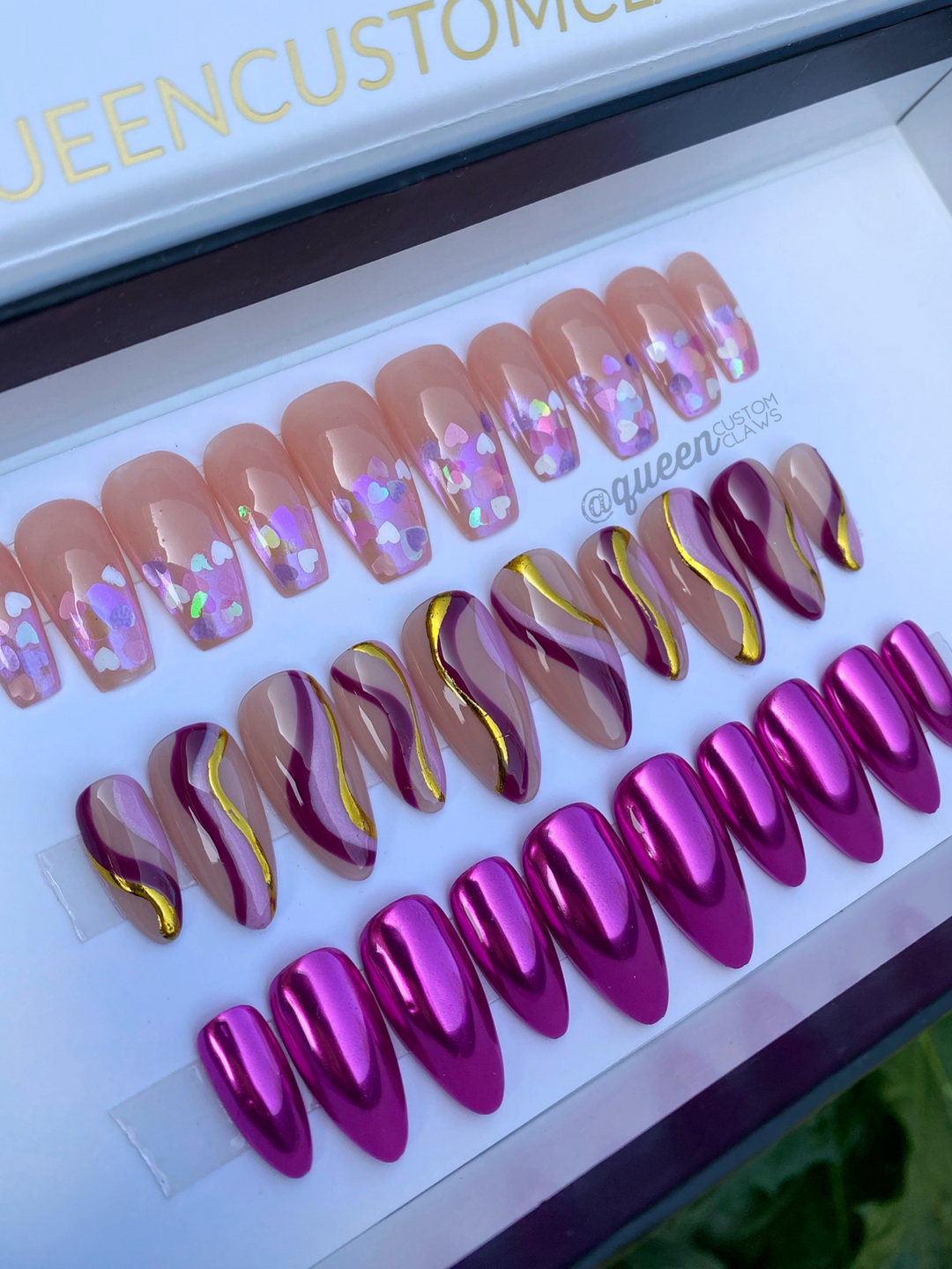 Swerve- curvy lined french tip Jelly press on nails
