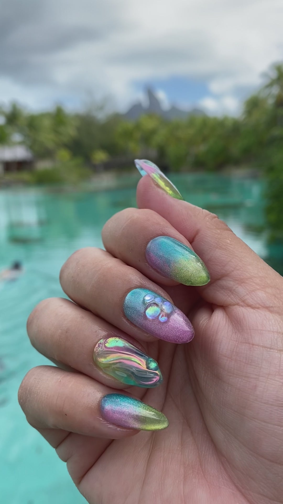 Aquatic: wet look wave press-on nails (blue)