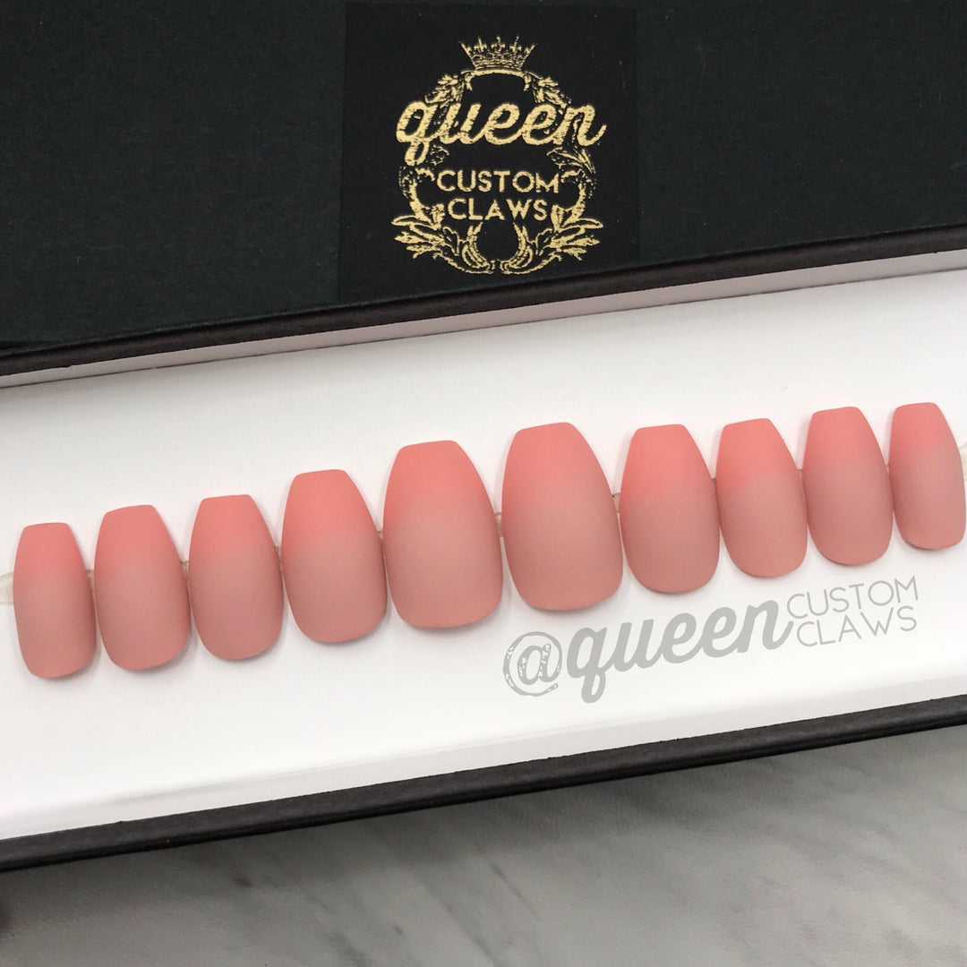 Matte basic- press-on nails