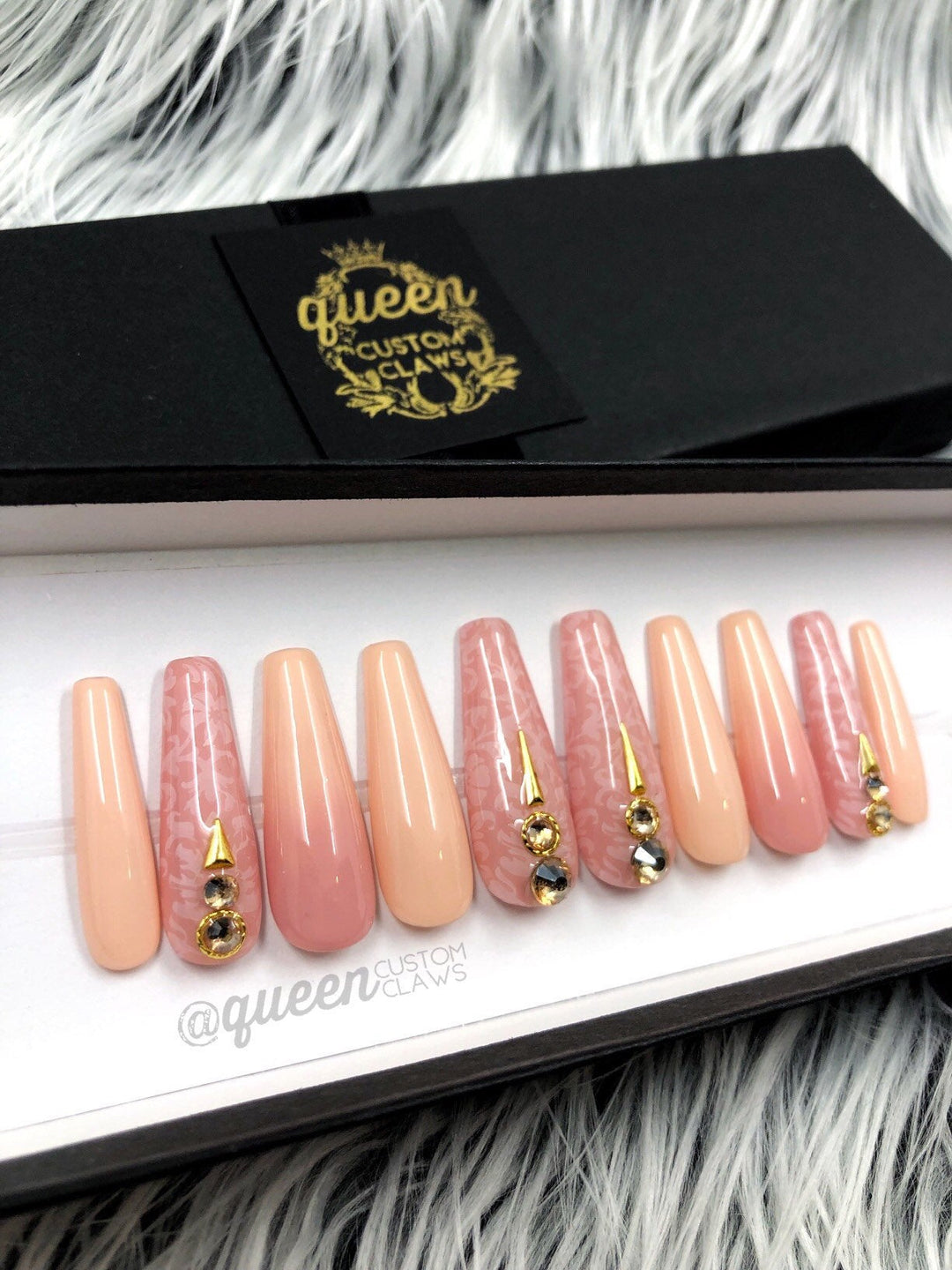 Pink Romance press on nails