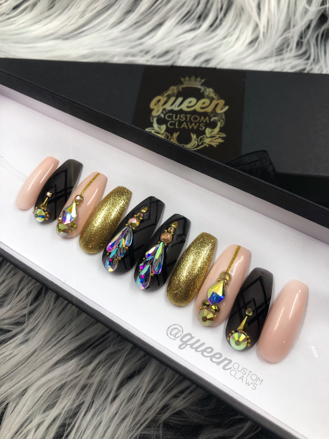 Black Swan Sparkle Press on Nails