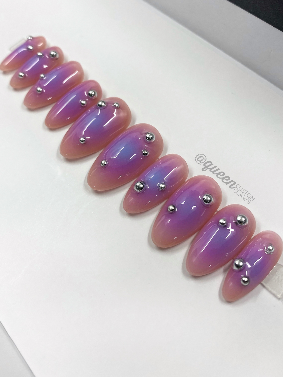 Energy: aura ombré - press-on nails