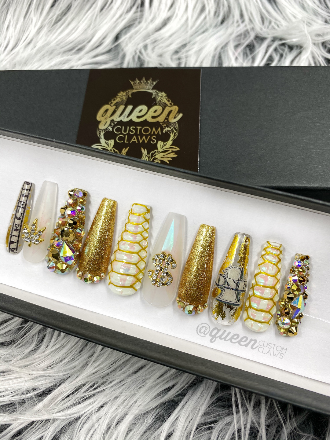 La Chapa; Snake Skin & Money - press-on nails