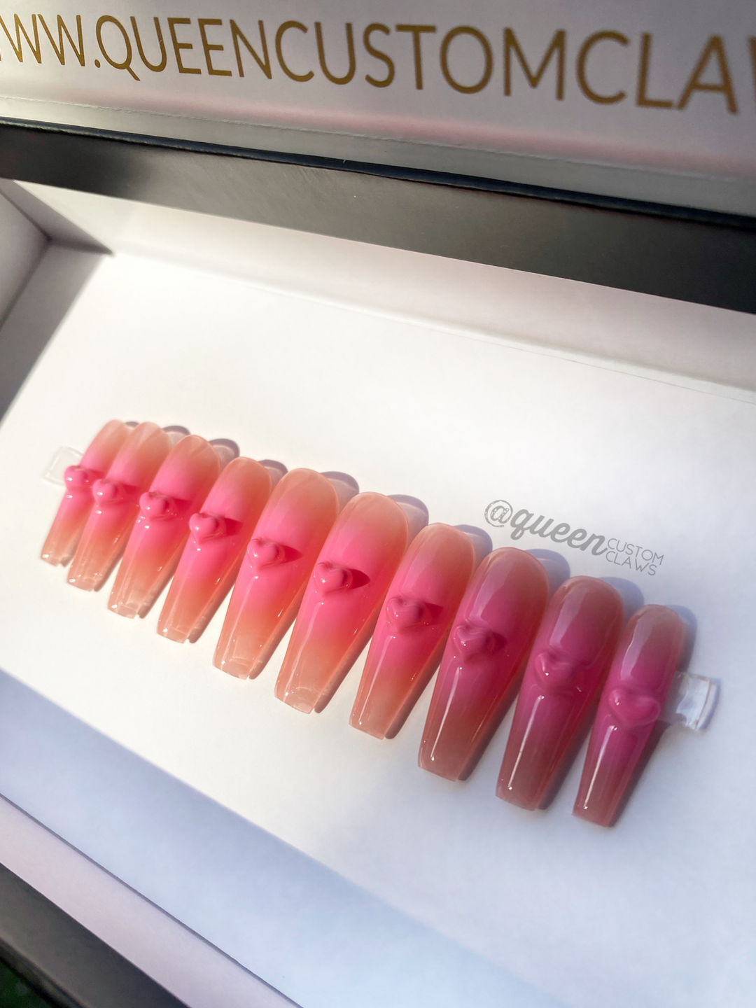 Love bomb: aura ombré - press-on nails