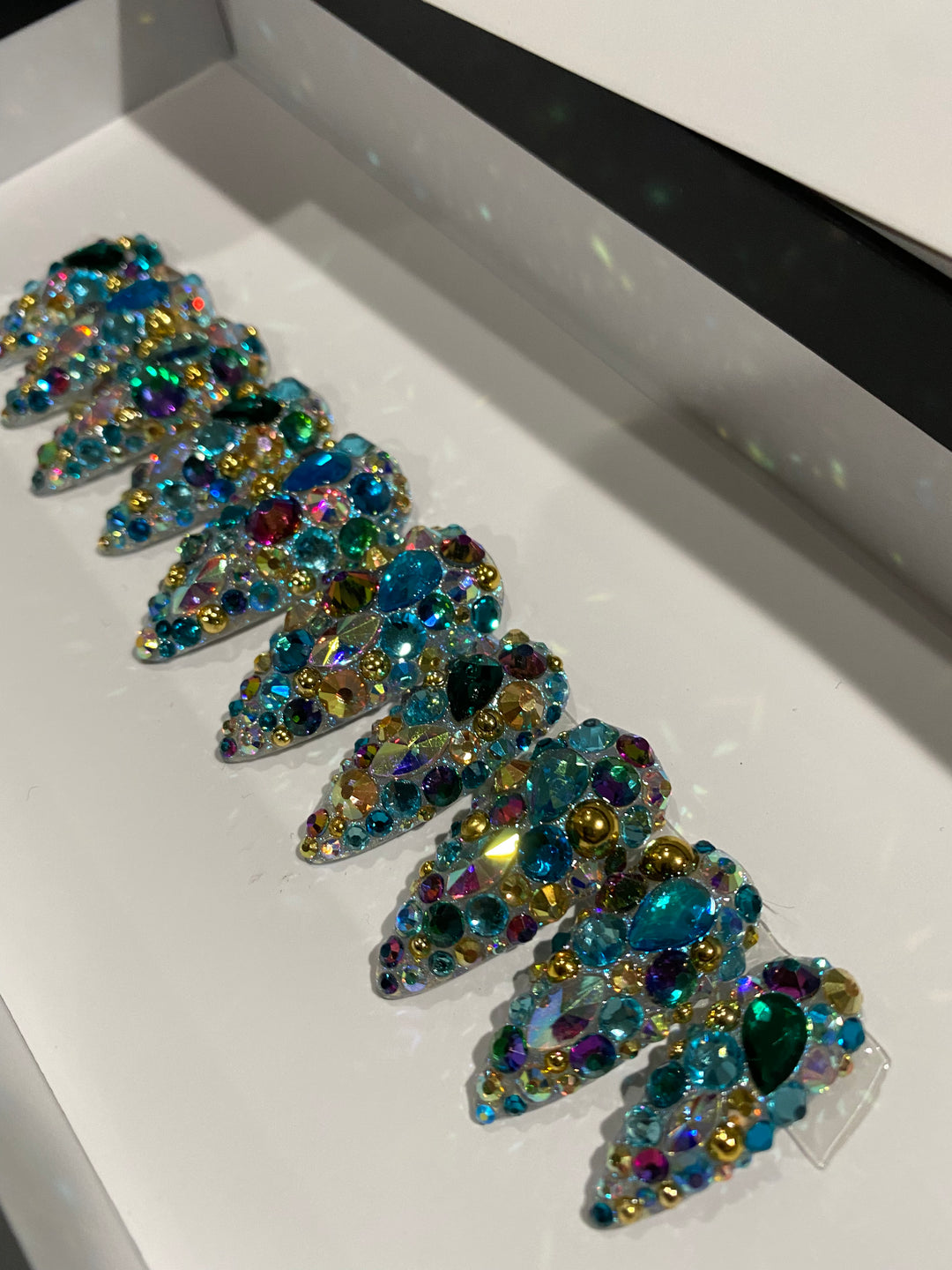 Bling Queen- Full Bling Press on nails