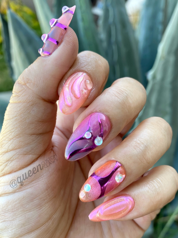 almond shaped press on nails, custom designed with chrome & ombre, with chrome tribal swirls, 3d gem dots & jelly swoop accents.