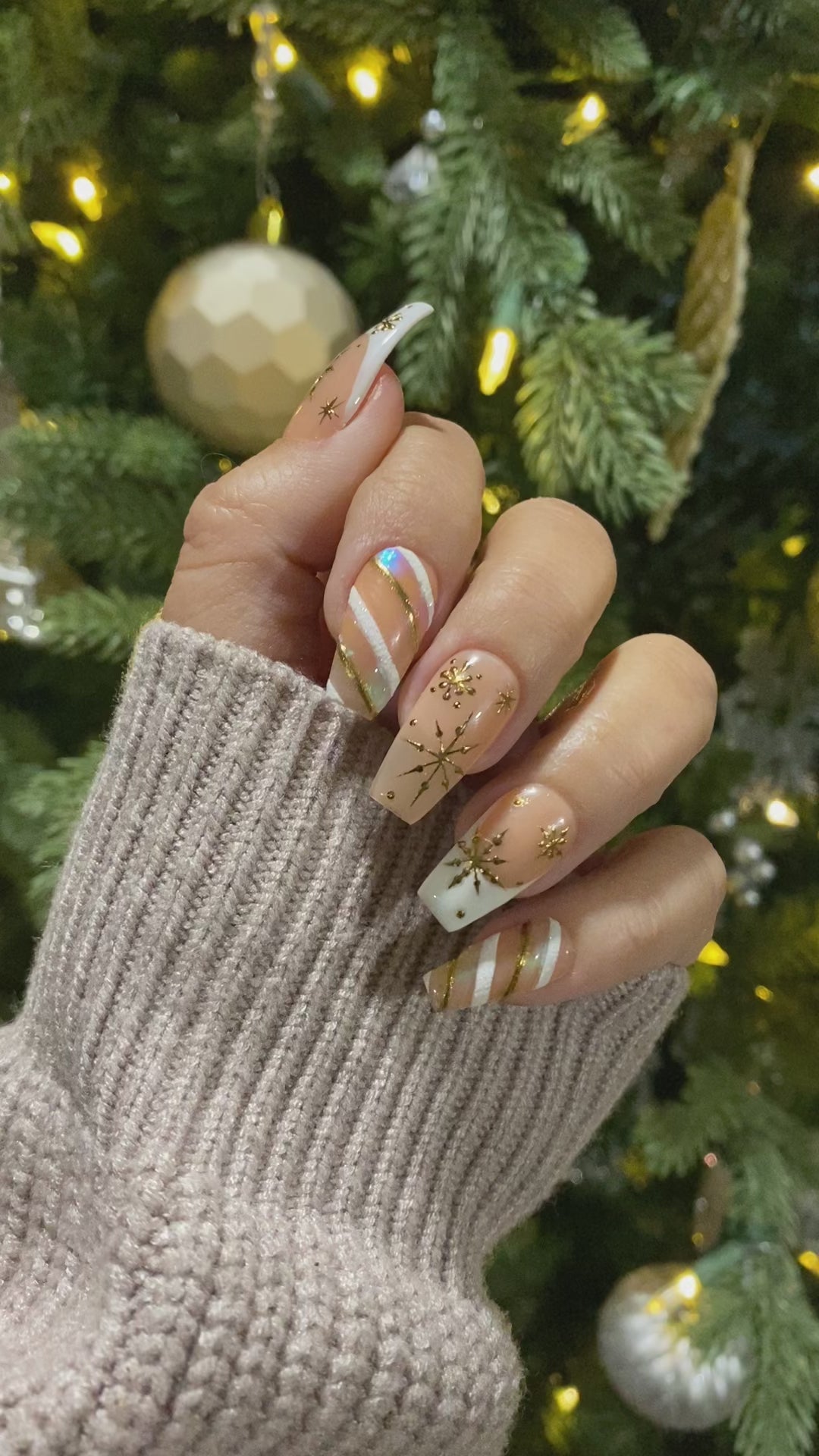Let it Snow: snowflake French tips Press on Nails