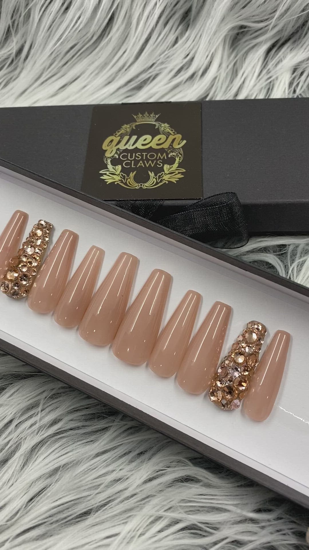 Nearly Naked- Nude Bling press-on nail