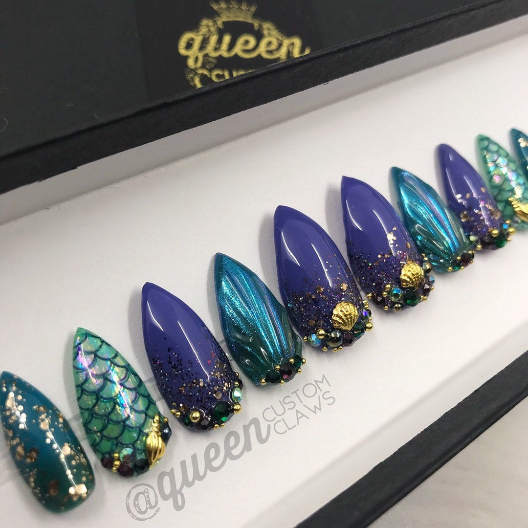 Queen of the Sea - mermaid press on nails