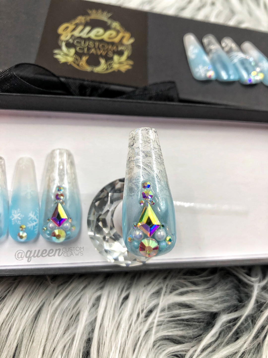 Ice Queen, cracked ice Press on Nails